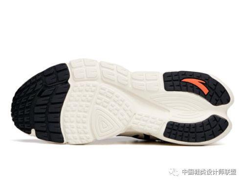 鞋圖丨國貨安踏 科技賦能，運動時尚的匠心之作
